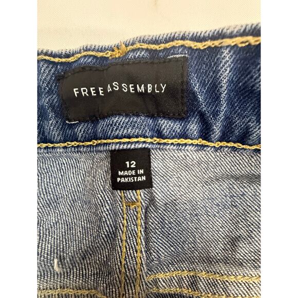 Free Assembly size 12 shorts denim USA stars strips on pockets distressed hem - Picture 3 of 15